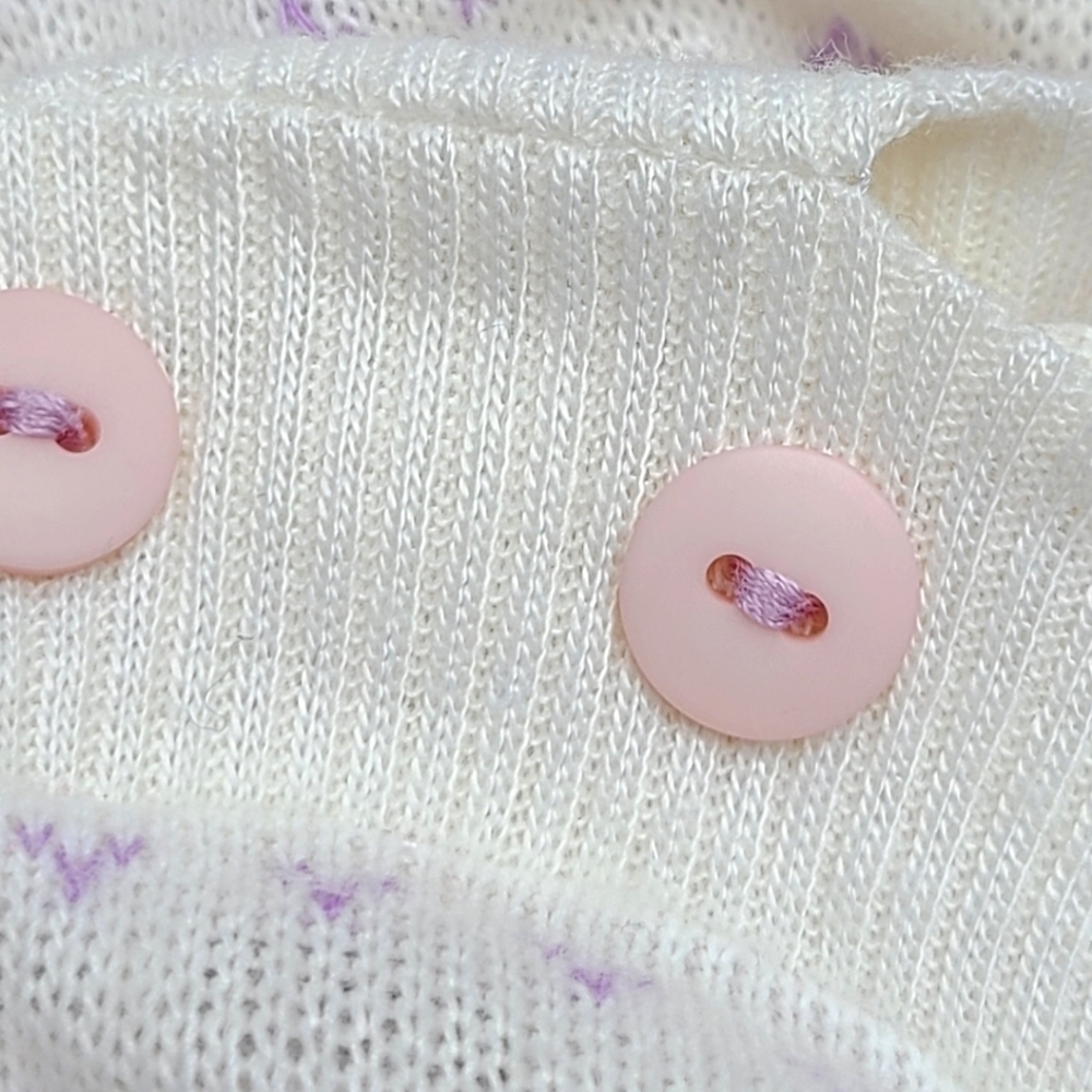 Vintage Style Up Light-weight Knit Sweater with Shoulder Button Detail, Size Med - Picture 6 of 8